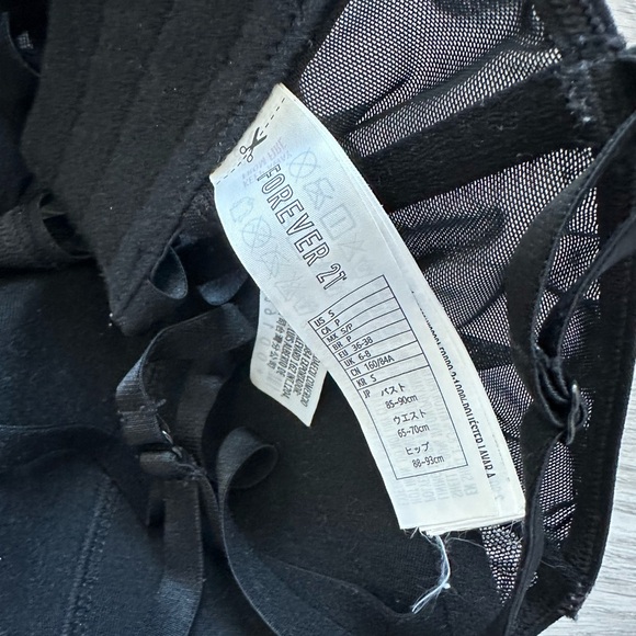 FOREVER 21 CUT-OUT BLACK BUSTIER BRA - Picture 2 of 2